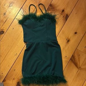 Green Feather Trim Set